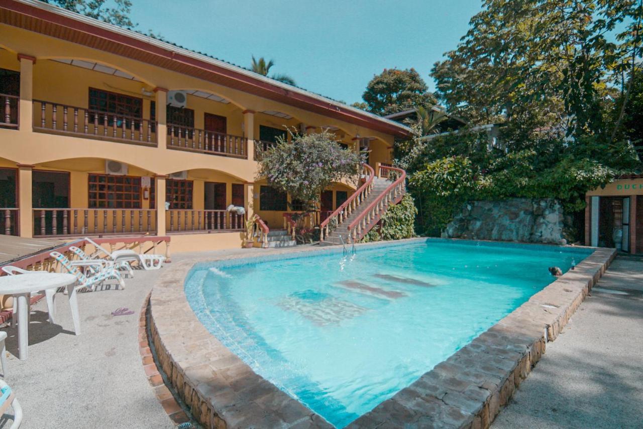 Hotel Tres Banderas Manuel Antonio Exterior foto